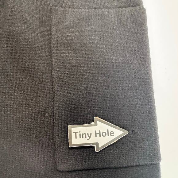 Chico’s 2/L Black Sweater Vest Pockets Knit Basic Whimsigoth Resort Minimalist - Picture 8 of 8